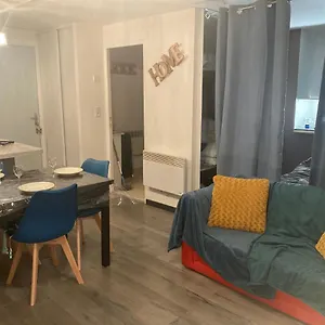 Le « studio Sur La Neste » Dans Le Centre D'arreau Apartamento